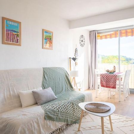 Charmant A 600 M Des Plages Proche Des Commerces Lesclesdenicole Carqueiranne Exteriör bild