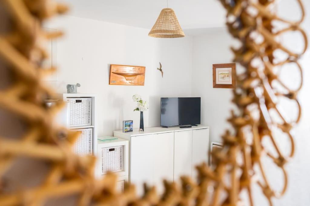 Charmant A 600 M Des Plages Proche Des Commerces Lesclesdenicole Carqueiranne Exteriör bild